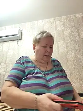 EffectFiona online show from 10, 3, 2025