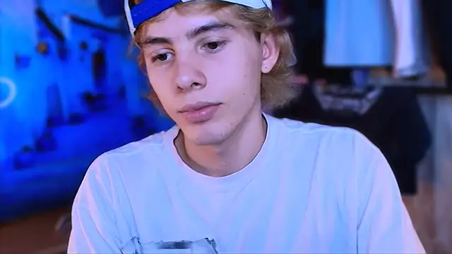 Snapshot of dimitri_tv chatting on 9, 9, 2025 dimitri tv online show from 9, 9, 2025