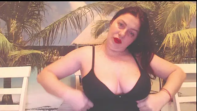 Snapshot of Queen__Natasha chatting on 2, 2, 2026 Queen Natasha online show from 2, 2, 2026