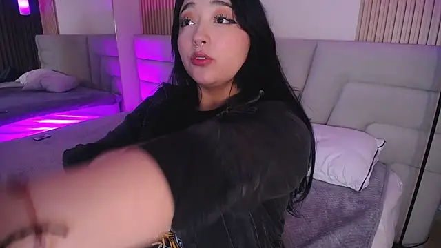 Miss Loise online show from 3, 12, 2025