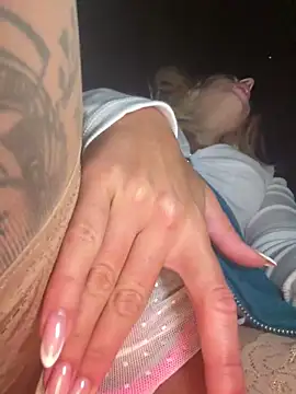 Snapshot of BritneyDimond chatting on 30, 12, 2024 BritneyDimond online show from 30, 12, 2024