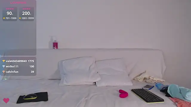 Snapshot of Kate001 chatting on 28, 12, 2024 Kate001 online show from 28, 12, 2024