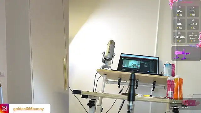 Snapshot of Miss69Ri99 chatting on 3, 1, 2025 Miss69Ri99 online show from 3, 1, 2025