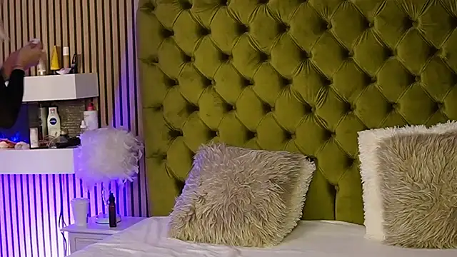 Snapshot of TiffanyMaze chatting on 3, 3, 2025 TiffanyMaze online show from 3, 3, 2025