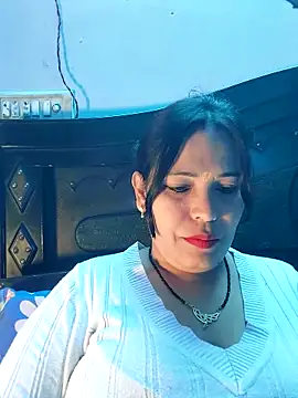 Poojabhabi101 online show from 4, 2, 2026