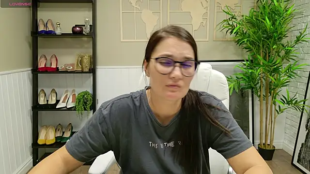 SelineSole online show from 9, 9, 2025