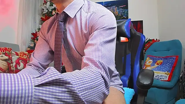 Snapshot of LiamCossio_ chatting on 12, 12, 2024 LiamCossio  online show from 12, 12, 2024