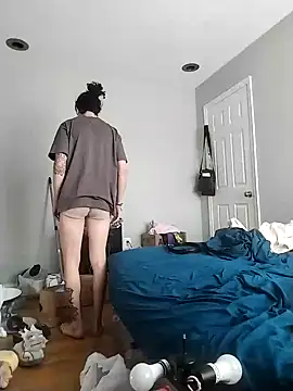 Snapshot of LiverandBrat77 chatting on 10, 2, 2025 LiverandBrat77 online show from 10, 2, 2025