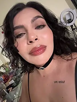 GigiiStone online show from 15, 3, 2026