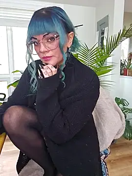 anyalikestosuck online show from 26, 11, 2025