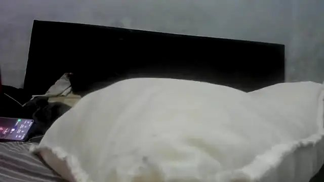 Snapshot of Novin18RJ chatting on 9, 10, 2025 Novin18RJ online show from 9, 10, 2025