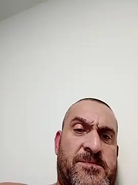 AzOZx9 online show from 25, 9, 2025