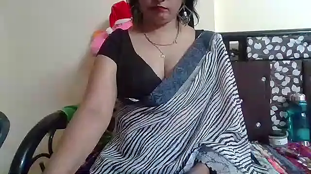 Snapshot of NautyBabe chatting on 8, 10, 2025 NautyBabe online show from 8, 10, 2025