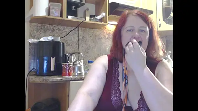NikolRedMilf online show from 5, 6, 2026