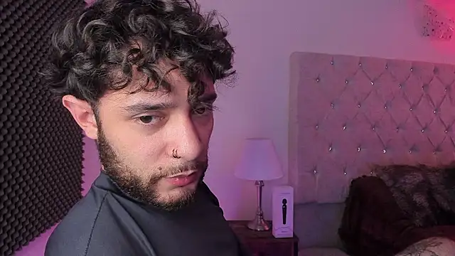 AbbyAndChris2 online show from 16, 3, 2026