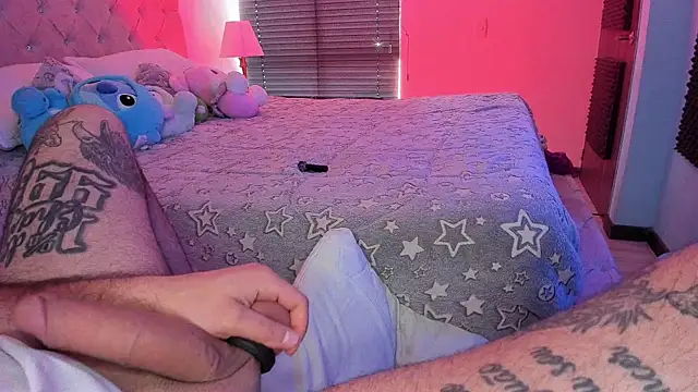 AbbyAndChris2 online show from 29, 4, 2026