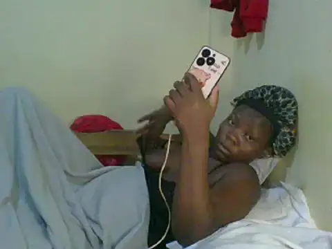 Snapshot of sweet-frida22 chatting on 3, 3, 2025 sweet-frida22 online show from 3, 3, 2025