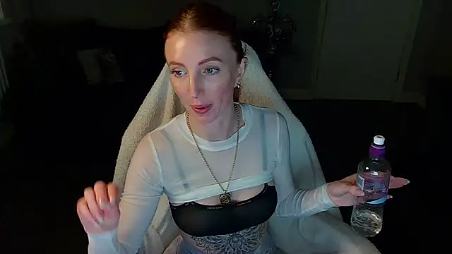 Red firesquirt online show from 5, 11, 2025