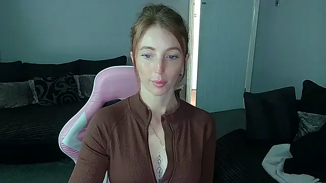 Snapshot of Red_firesquirt chatting on 28, 4, 2026 Red firesquirt online show from 28, 4, 2026