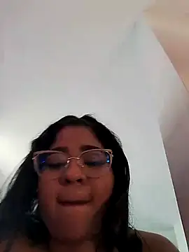 Snapshot of Yelly chatting on 12, 2, 2026 Yelly online show from 12, 2, 2026