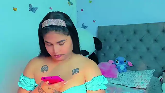 mabellfox online show from 8, 3, 2025