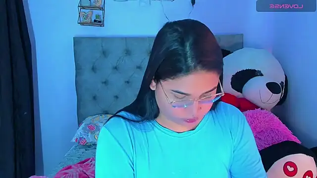 mabellfox online show from 9, 9, 2025