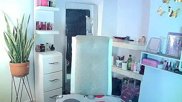 Snapshot of carmen14 chatting on 1, 3, 2025 carmen14 online show from 1, 3, 2025