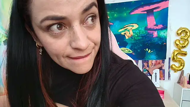 Snapshot of LovelyAzucena chatting on 25, 6, 2026 LovelyAzucena online show from 25, 6, 2026