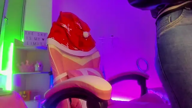 Snapshot of TiffanyBela chatting on 12, 12, 2024 TiffanyBela online show from 12, 12, 2024