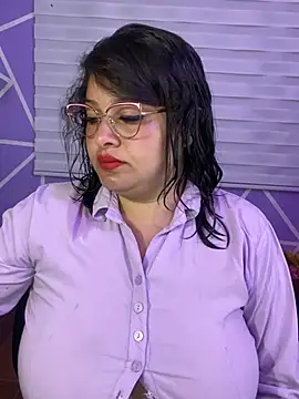 MiiaaJoness online show from 22, 7, 2026