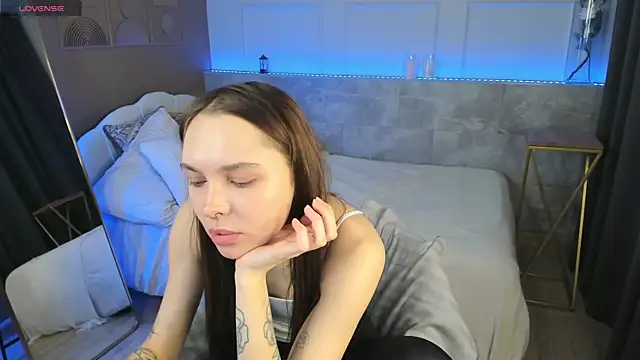ChloeSunny online show from 26, 4, 2026