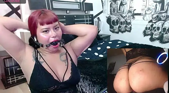 miss cloverrr online show from 12, 12, 2024