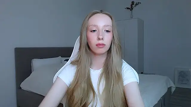 Luna insniity online show from 24, 10, 2025