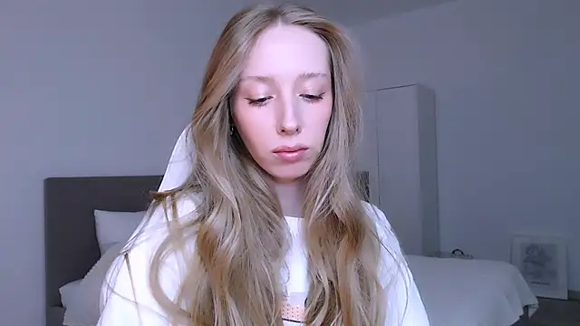 Luna insniity online show from 11, 3, 2026