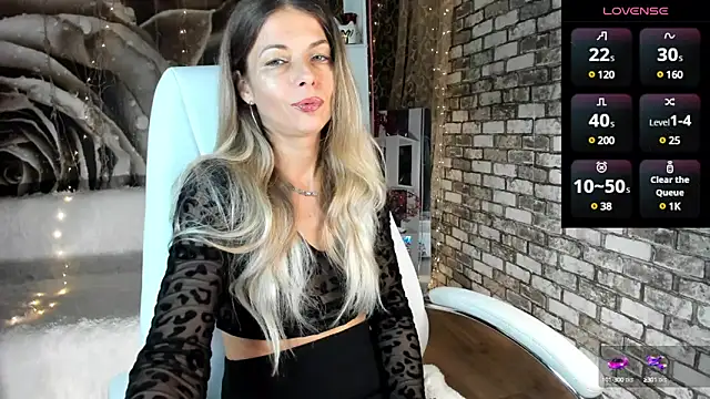 Eva Melow online show from 5, 1, 2025