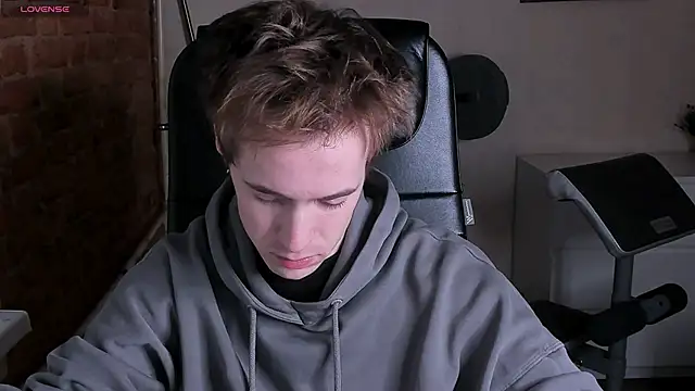 Snapshot of _tokyo_ghoul chatting on 7, 12, 2024  tokyo ghoul online show from 7, 12, 2024