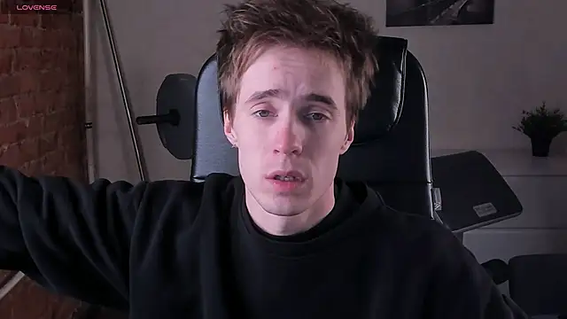 Snapshot of _tokyo_ghoul chatting on 8, 12, 2024  tokyo ghoul online show from 8, 12, 2024