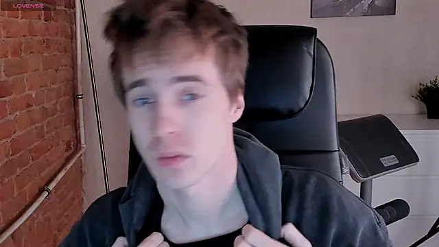 Snapshot of _tokyo_ghoul chatting on 21, 12, 2024  tokyo ghoul online show from 21, 12, 2024