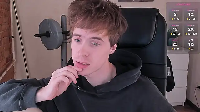 Snapshot of _tokyo_ghoul chatting on 2, 2, 2025  tokyo ghoul online show from 2, 2, 2025