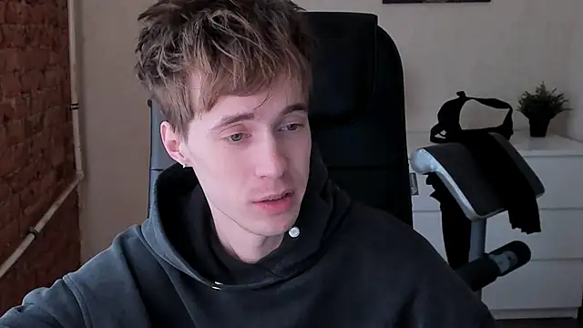 Snapshot of _tokyo_ghoul chatting on 14, 3, 2025  tokyo ghoul online show from 14, 3, 2025