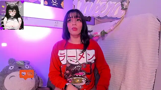 Snapshot of Valeera_Evans8 chatting on 3, 12, 2024 Valeera Evans8 online show from 3, 12, 2024