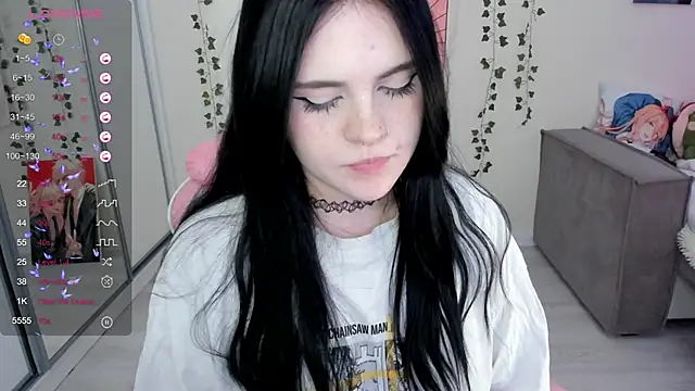 SelenaCute online show from 3, 2, 2025