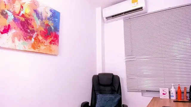 Snapshot of eileen_tanihara chatting on 20, 2, 2026 eileen tanihara online show from 20, 2, 2026