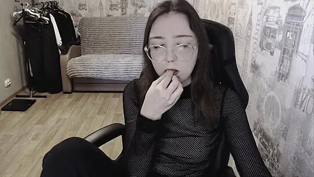 Snapshot of AmeliaKamishiro chatting on 21, 1, 2025 AmeliaKamishiro online show from 21, 1, 2025