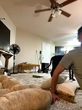 Snapshot of MnM4ever chatting on 2, 11, 2025 MnM4ever online show from 2, 11, 2025