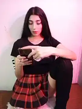 Snapshot of Felicia_smok3 chatting on 6, 12, 2024 Felicia smok3 online show from 6, 12, 2024