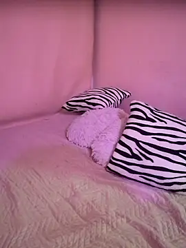 Snapshot of Felicia_smok3 chatting on 27, 12, 2024 Felicia smok3 online show from 27, 12, 2024