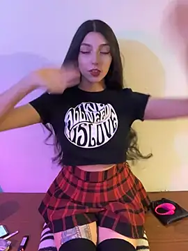 Felicia smok3 online show from 2, 2, 2026