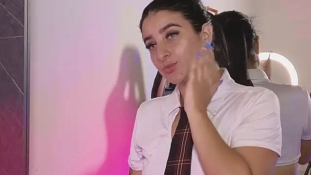  Linoshka 1 online show from 5, 1, 2026