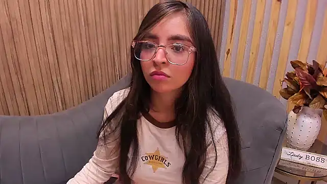 Eva Macalliter online show from 1, 2, 2025